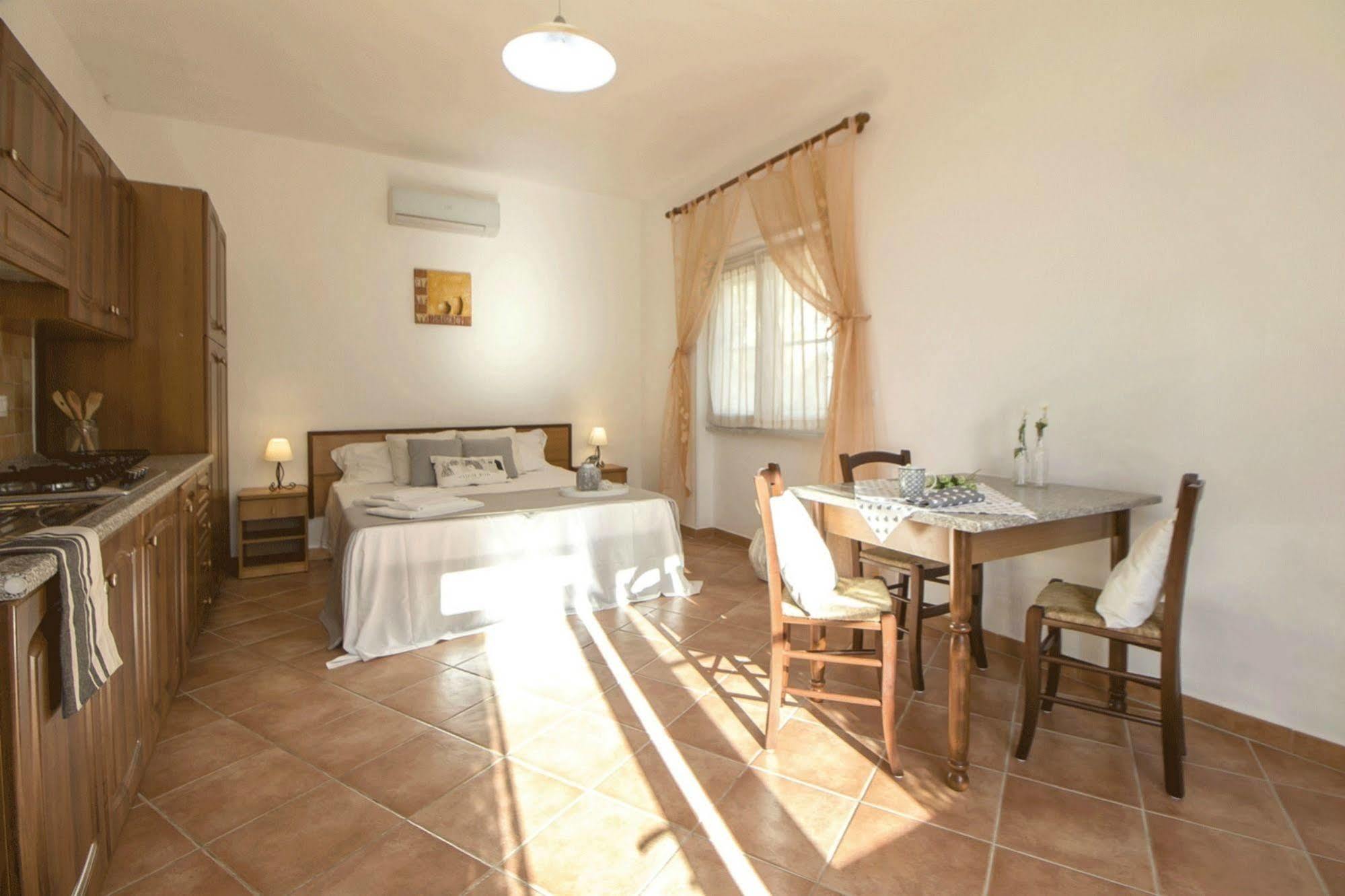 Casa Vacanze Cau - Viale Europa Alghero Eksteriør bilde